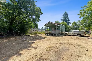 10246 SE Liebe St, Portland, OR 97266 - Photo 35