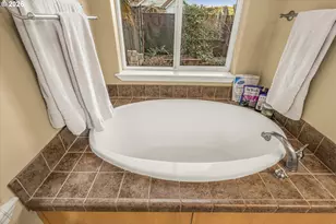 955 SE River View Ln, Waldport, OR 97394 - Photo 23