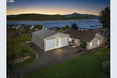 955 SE River View Ln, Waldport, OR 97394 - Photo 1
