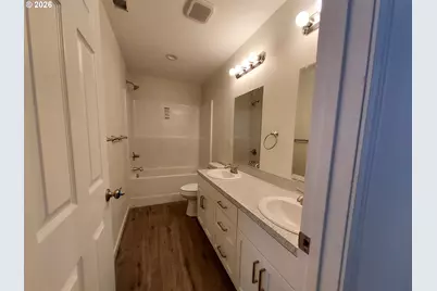 301 S Drake St, Silverton, OR 97381 - Photo 31