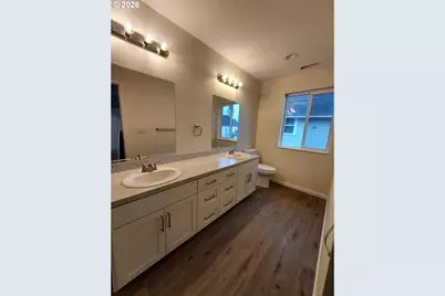 301 S Drake St, Silverton, OR 97381 - Photo 25