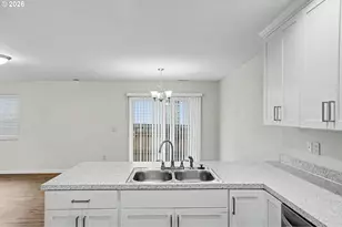 301 S 1st St St, Silverton, OR 97381 - Photo 13
