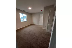 301 S Drake St, Silverton, OR 97381 - Photo 27