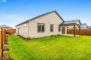 1555 Adams St, Independence, OR 97351 - Photo 29