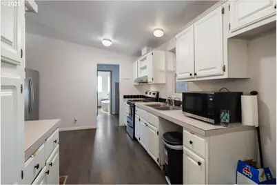 5168 Silver Lp Loop NE #137, Salem, OR 97305 - Photo 11