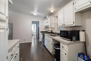 5168 Silver Lp Loop NE, Salem, OR 97305 - Photo 11