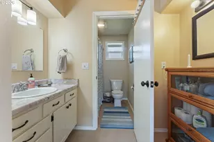 1389 Bayview Ave, North Bend, OR 97459 - Photo 21