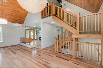 27827 Berry Hill Way, Eugene, OR 97405 - Photo 9