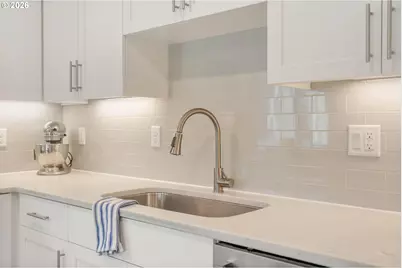 7659 N Westanna Ave, Portland, OR 97203 - Photo 5
