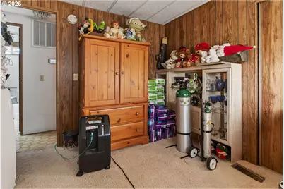 1225 W 10th Ave #18, Junction City, OR 97448 - Photo 25