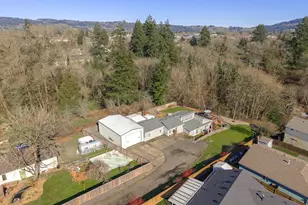 600 S Wynooski St, Newberg, OR 97132 - Photo 3