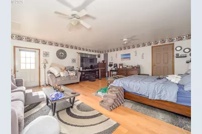 600 S Wynooski St, Newberg, OR 97132 - Photo 23