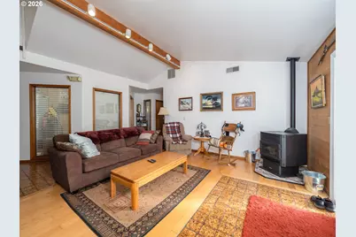 600 S Wynooski St, Newberg, OR 97132 - Photo 11