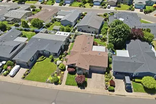 3220 Crescent Ave, Eugene, OR 97408 - Photo 41