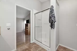 3220 Crescent Ave, Eugene, OR 97408 - Photo 23
