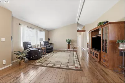 3220 Crescent Ave #33, Eugene, OR 97408 - Photo 7