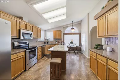 3220 Crescent Ave #33, Eugene, OR 97408 - Photo 3