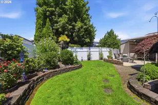 3220 Crescent Ave, Eugene, OR 97408 - Photo 37