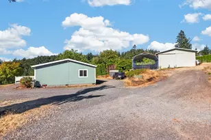 21901 SE Borges Rd, Damascus, OR 97089 - Photo 39