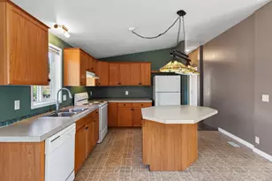 21901 SE Borges Rd, Damascus, OR 97089 - Photo 19