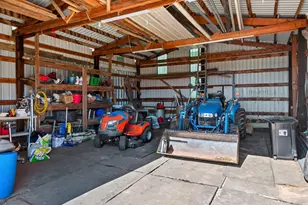 21901 SE Borges Rd, Damascus, OR 97089 - Photo 9
