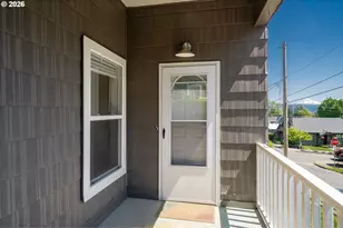 315 NW 15th Ave, Camas, WA 98607 - Photo 5