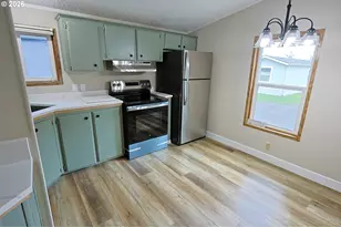 1435 Ventana Ct, Coos Bay, OR 97420 - Photo 5