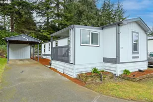 1435 Ventana Ct, Coos Bay, OR 97420 - Photo 1