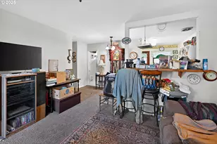 48386 Jasper Dr, Oakridge, OR 97463 - Photo 7