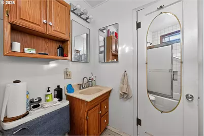 48386 Jasper Dr, Oakridge, OR 97463 - Photo 15