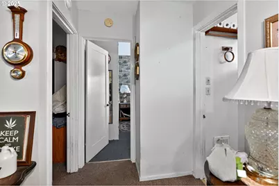 48386 Jasper Dr, Oakridge, OR 97463 - Photo 13