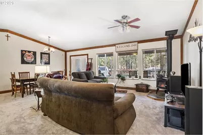 18870 Tuscarora Ln, Bend, OR 97702 - Photo 7