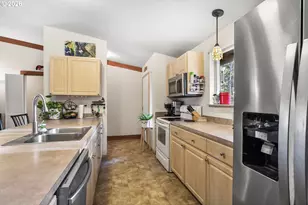 18870 Tuscarora Ln, Bend, OR 97702 - Photo 17