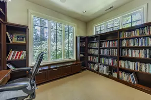 2325 Park Grove Dr, Eugene, OR 97408 - Photo 31