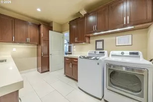 2325 Park Grove Dr, Eugene, OR 97408 - Photo 21