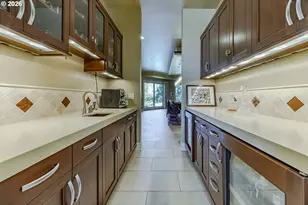 2325 Park Grove Dr, Eugene, OR 97408 - Photo 11