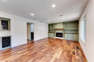 9765 SW Oaks Ln, Portland, OR 97224 - Photo 17