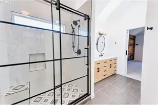 9765 SW Oaks Ln, Portland, OR 97224 - Photo 27