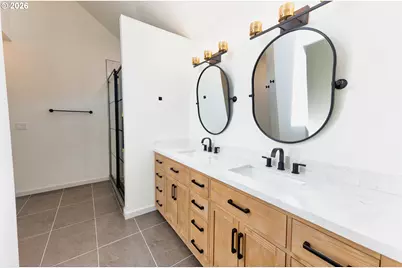 9765 SW Oaks Ln, Portland, OR 97224 - Photo 25