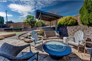 9765 SW Oaks Ln, Portland, OR 97224 - Photo 39