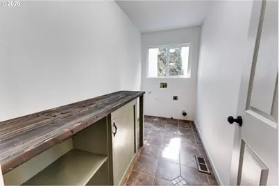 9765 SW Oaks Ln, Portland, OR 97224 - Photo 21