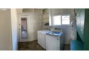 914 4th Ave, Sweet Home, OR 97386 - Photo 27