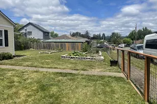 914 4th Ave, Sweet Home, OR 97386 - Photo 7