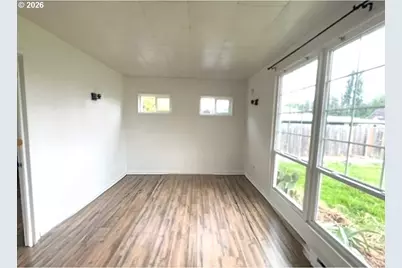 914 4th Ave, Sweet Home, OR 97386 - Photo 33