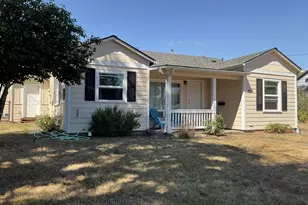 914 4th Ave, Sweet Home, OR 97386 - Photo 3