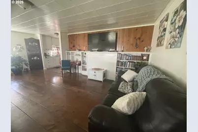 914 4th Ave, Sweet Home, OR 97386 - Photo 19