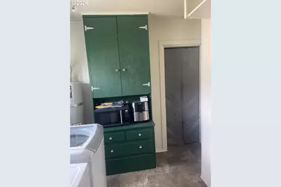 914 4th Ave, Sweet Home, OR 97386 - Photo 17
