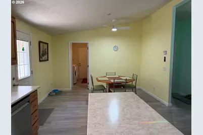 2383 W Military Ave, Roseburg, OR 97471 - Photo 11