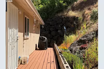2383 W Military Ave, Roseburg, OR 97471 - Photo 35
