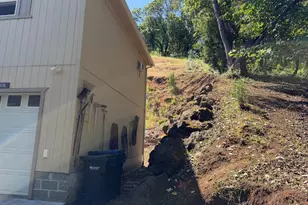 2383 W Military Ave, Roseburg, OR 97471 - Photo 33